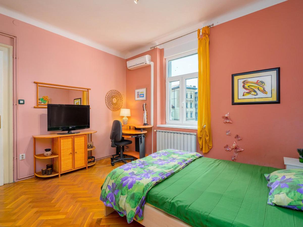 Grand Apartment In Strict Center Of Rijeka Ngoại thất bức ảnh