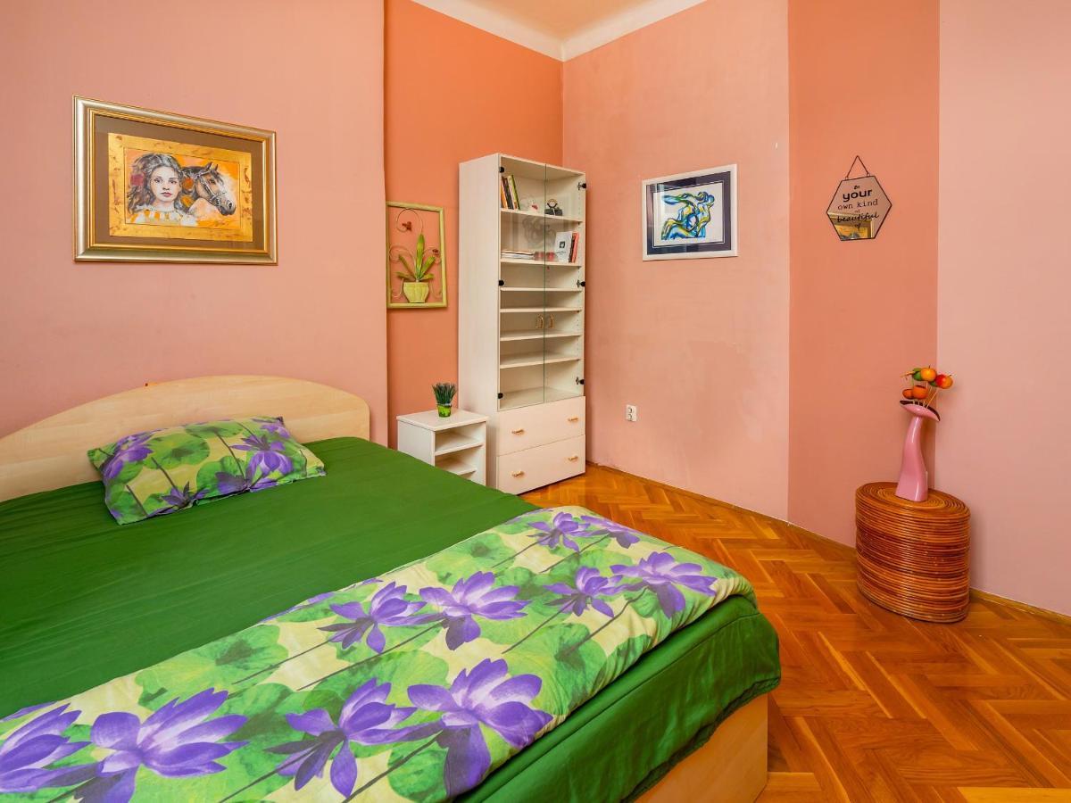 Grand Apartment In Strict Center Of Rijeka Ngoại thất bức ảnh